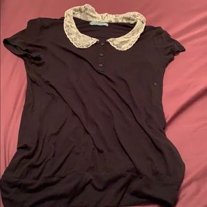 BLACK LACE COLLAR TOP